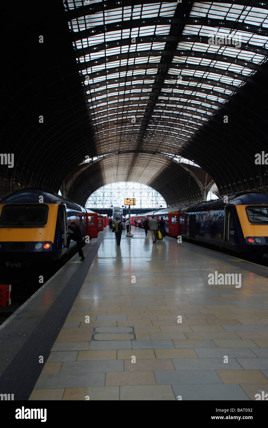 Paddington train station, London, UK Stock Photo Alamy