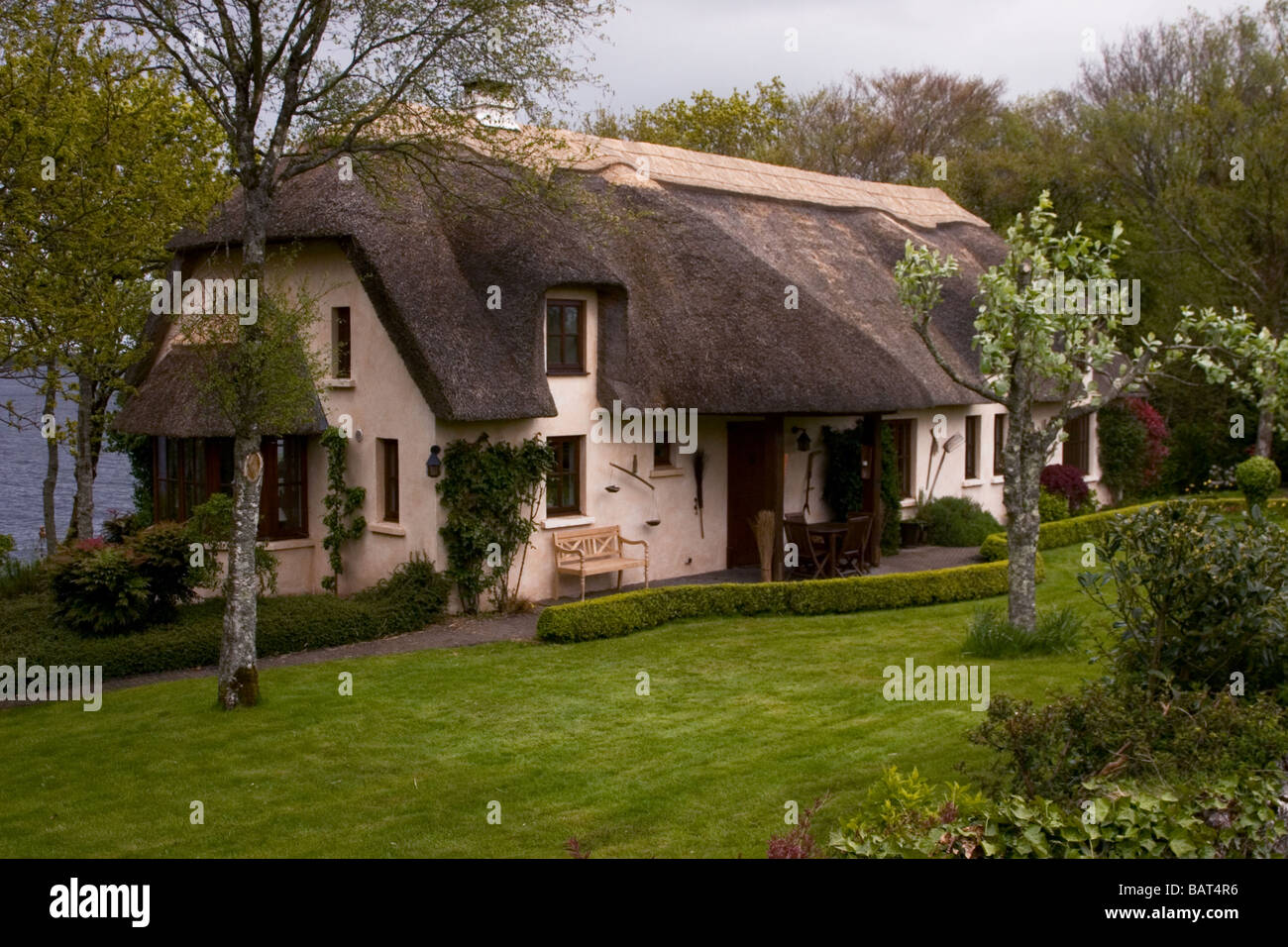 Thatched Cottage, Glasson, Athlone, Co. Westmeath, Ireland Stock Photo