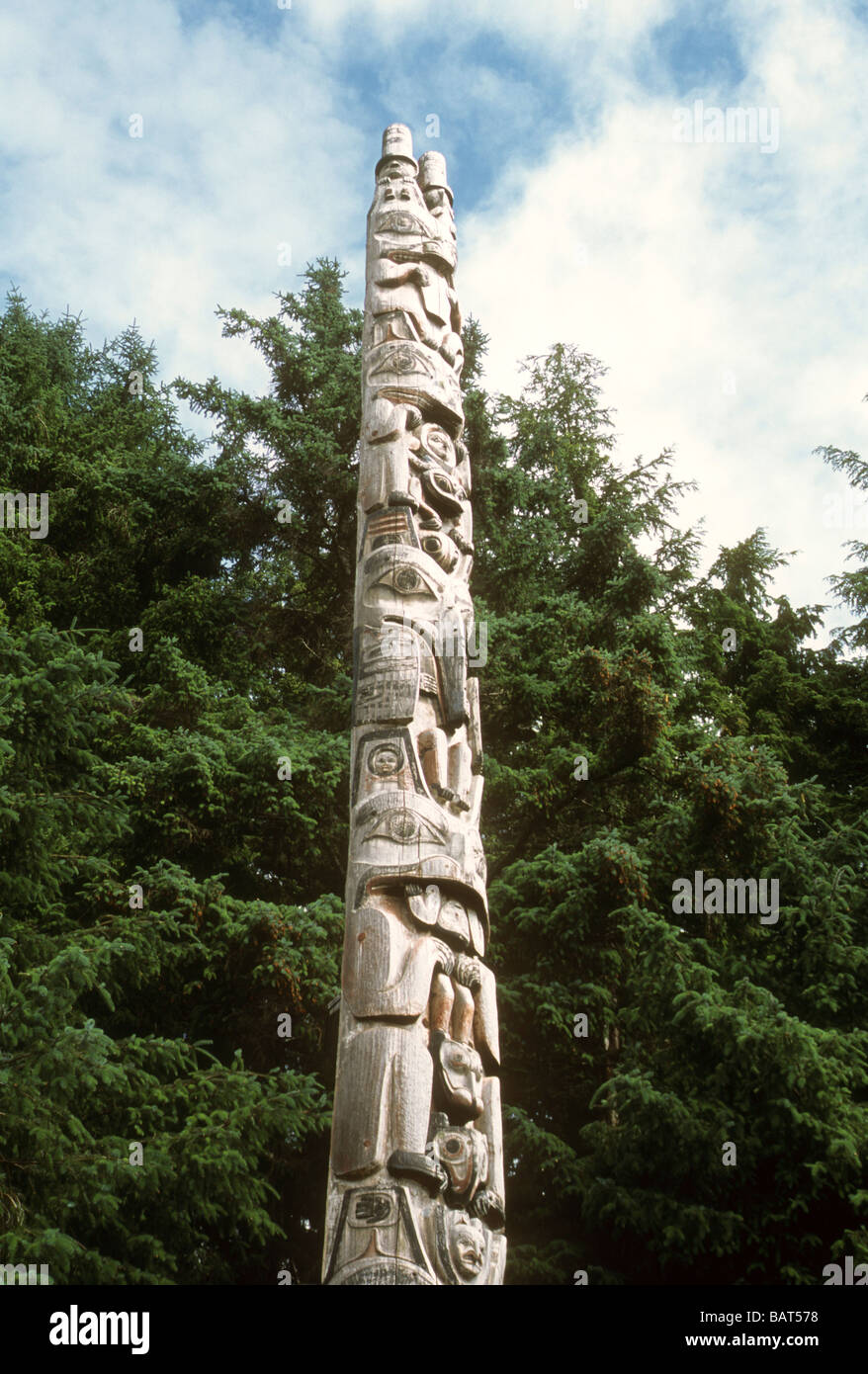 Totem pole indian native american Alaska history culture Stock Photo ...