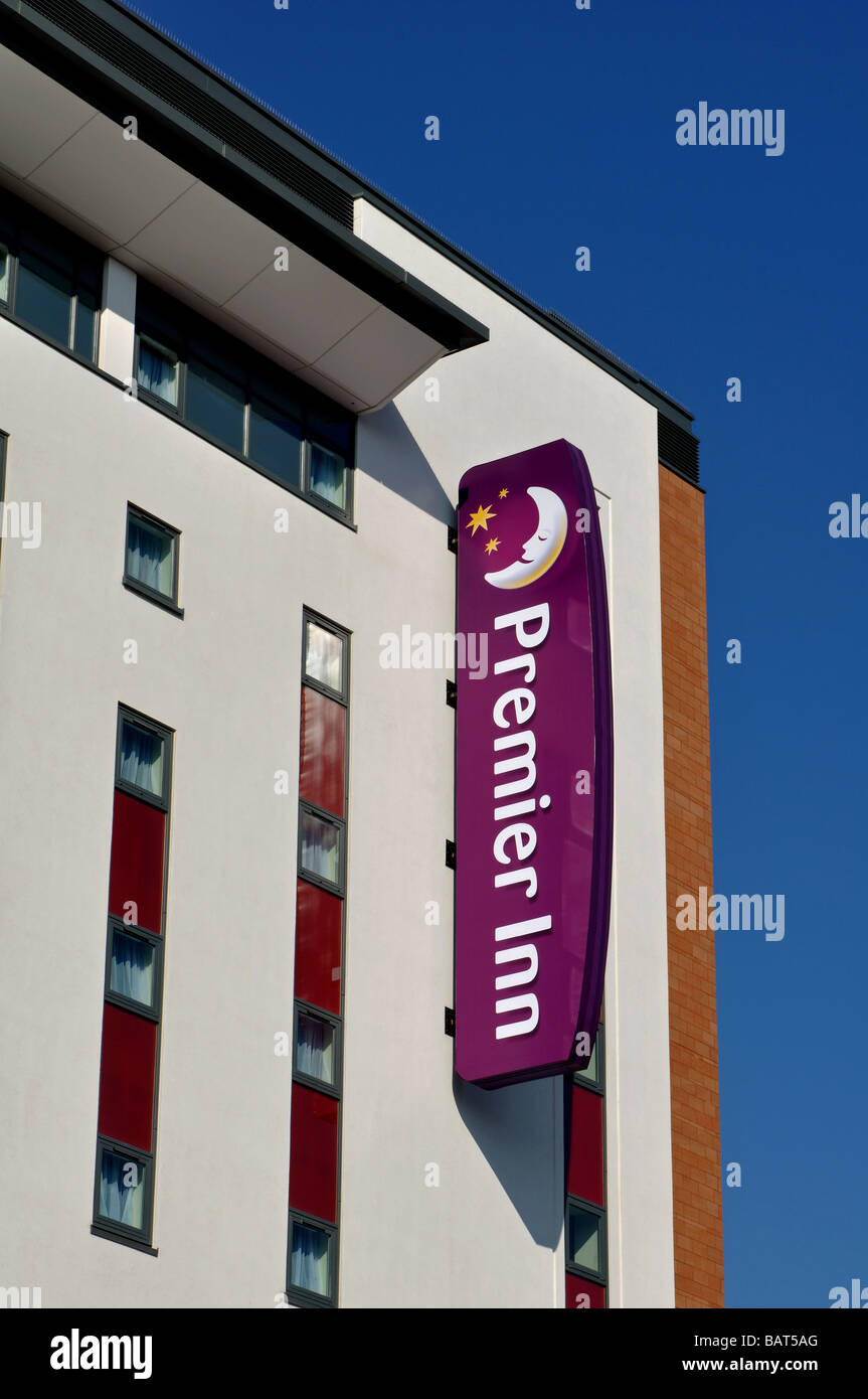 Premier inn hotels logo hi-res stock photography and images - Alamy