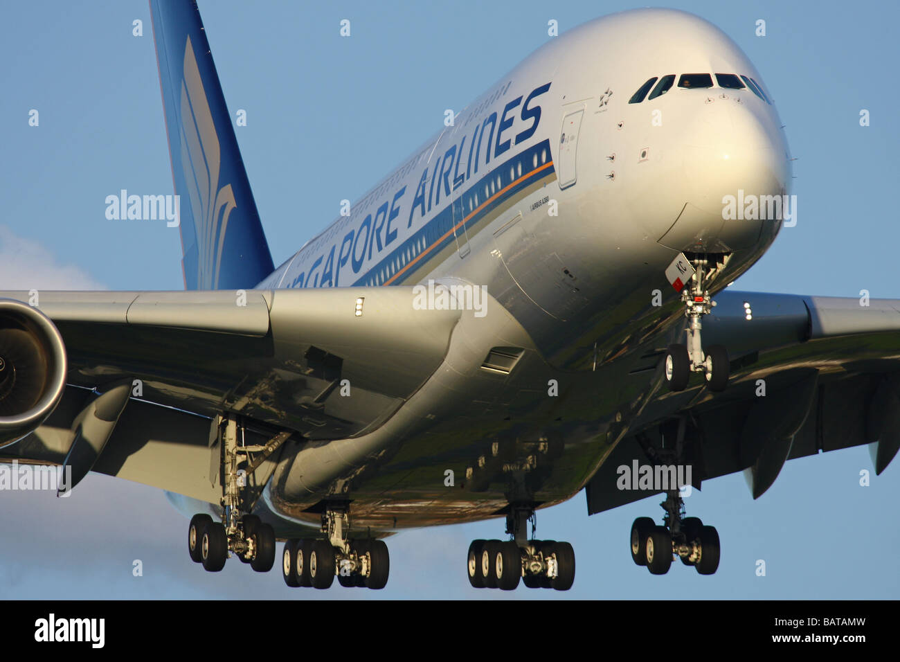 Airbus A380 from Singapore Airlines landing on London Heathrow Stock Photo