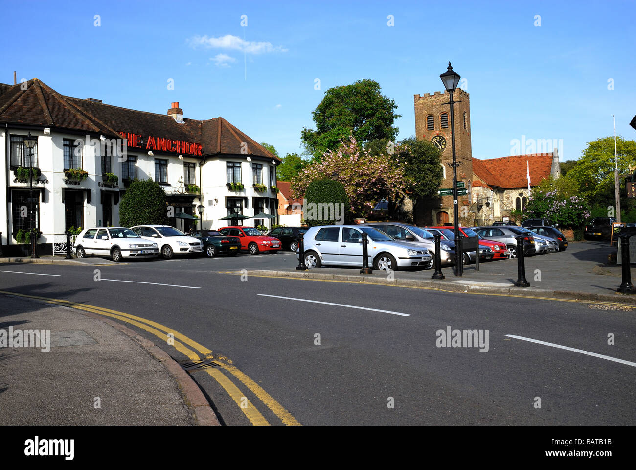 Church Square Shepperton Stock Photo Alamy
