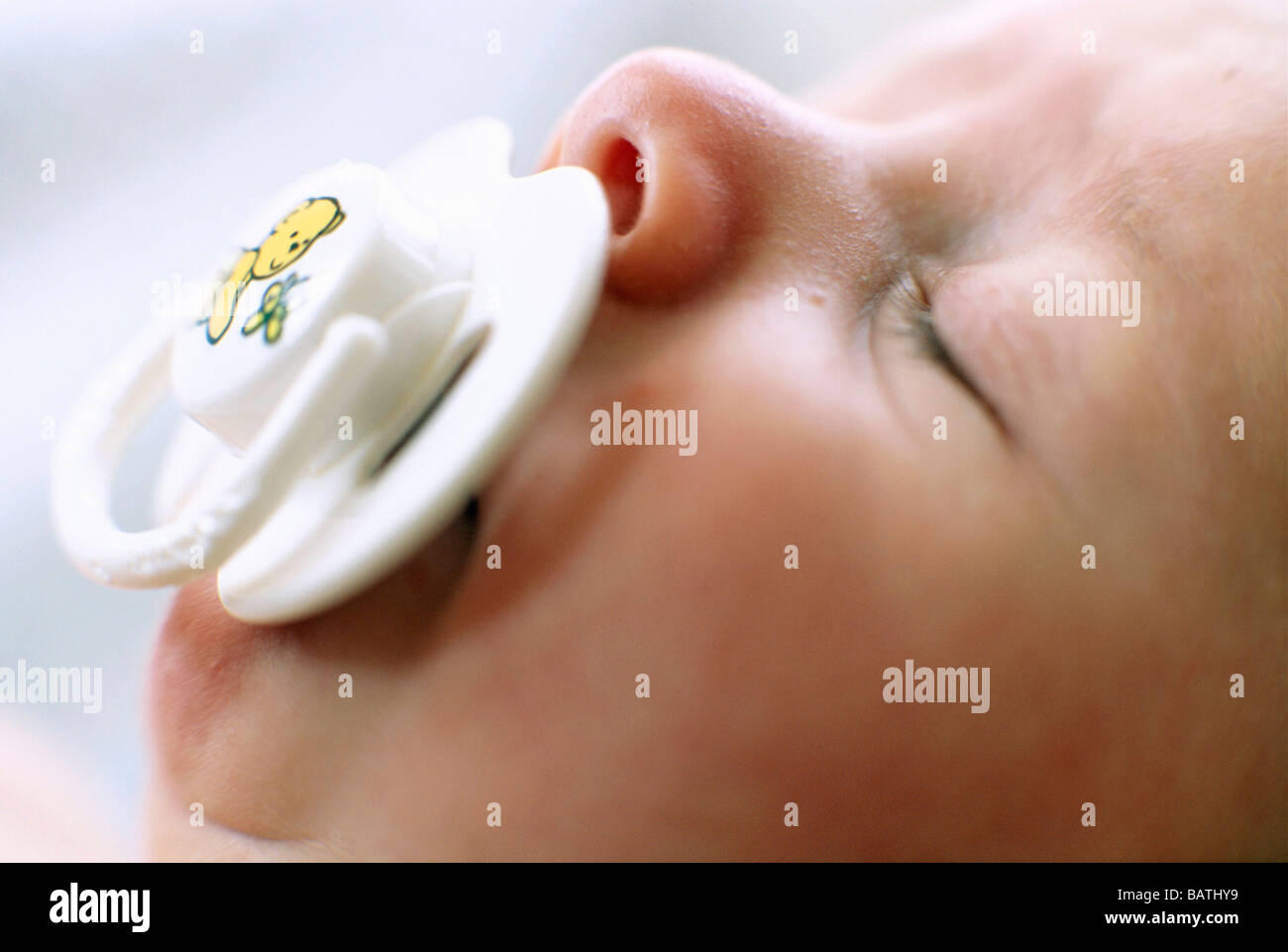 Pacifier for 2 month old baby sales