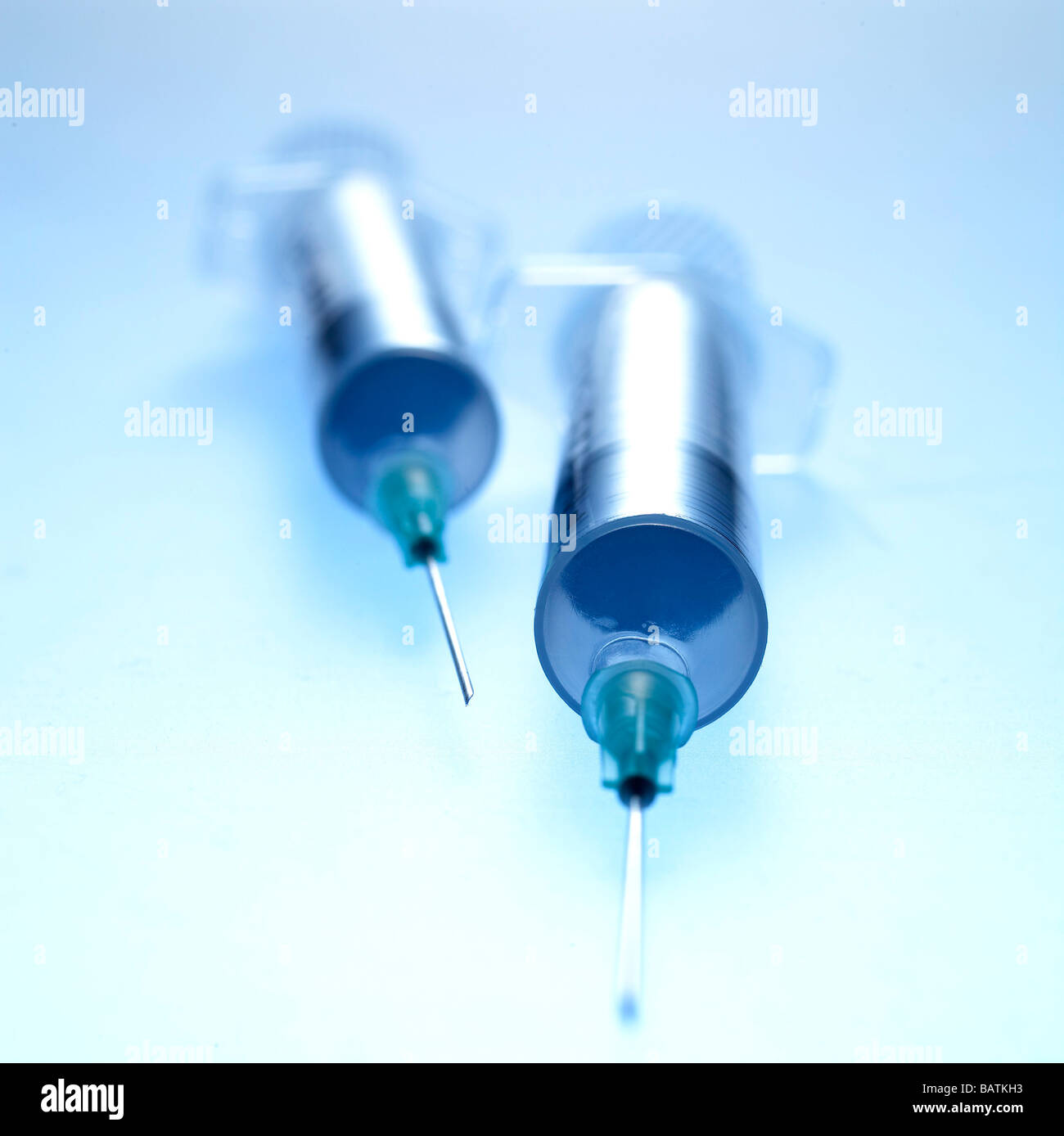 Medical syringes with hypodermic needles Stock Photo Alamy