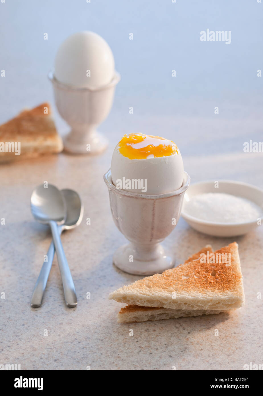 Soft boiled egg eggcup hi-res stock photography and images - Alamy