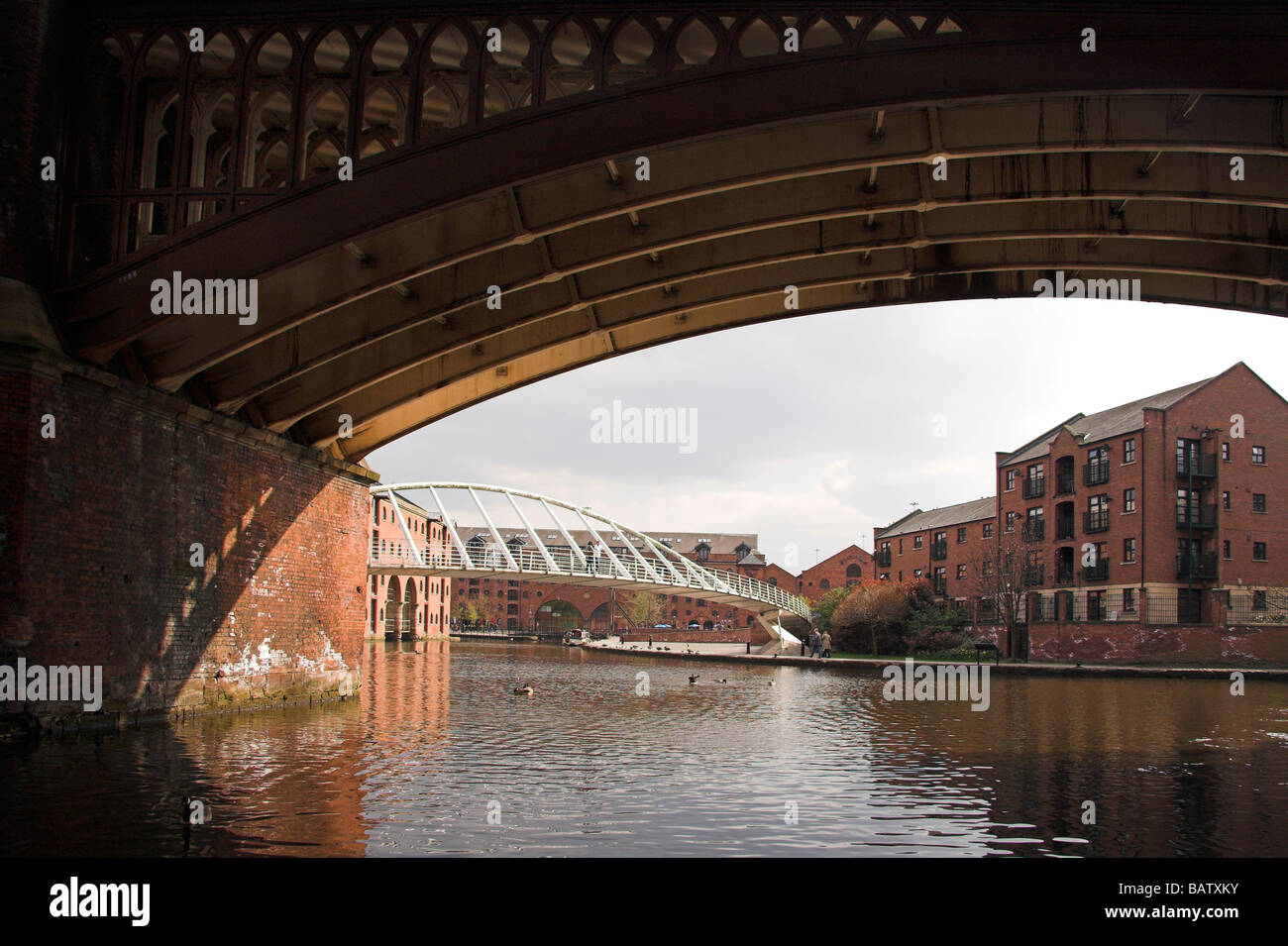 Victorian railway bridge, with Merchants Bridge and Merchants Warehouse