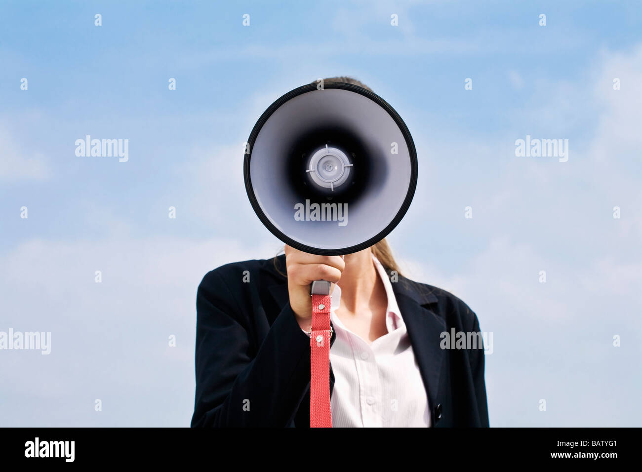 How to hide the number: Megaphone 44 How to hide the number: Megaphone 84