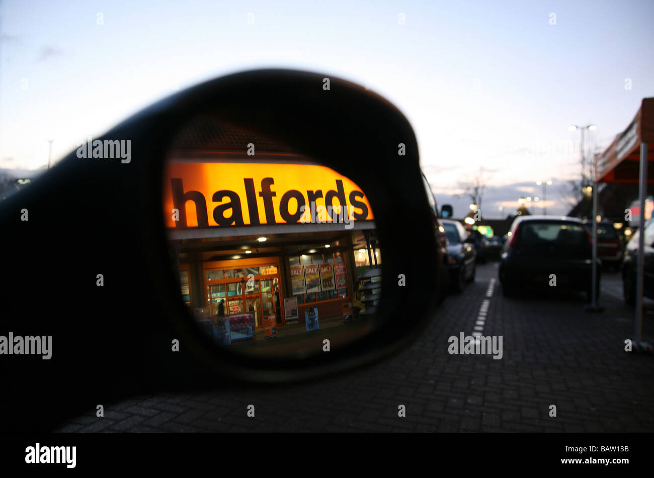 Halfords cars hi res stock photography and images Alamy