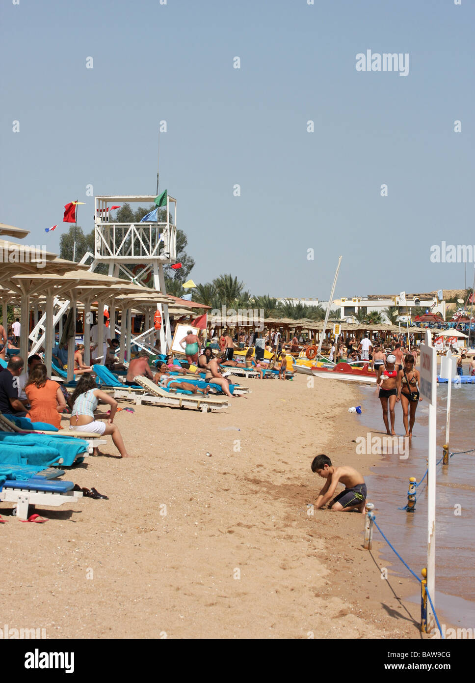 sharm el sheikh beach scene Stock Photo - Alamy