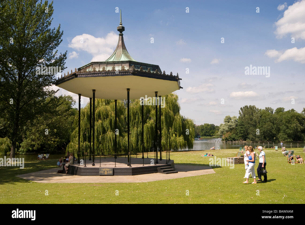 Bandstand in Regent's Park Stock Photo Alamy