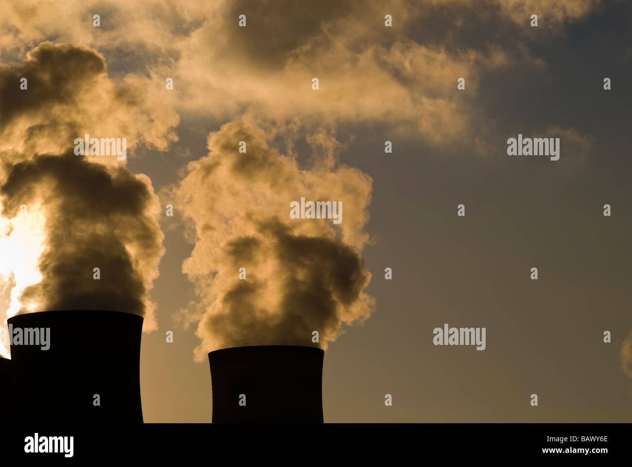Cooling Towers at Didcot Nuclear Power Station Stock Photo