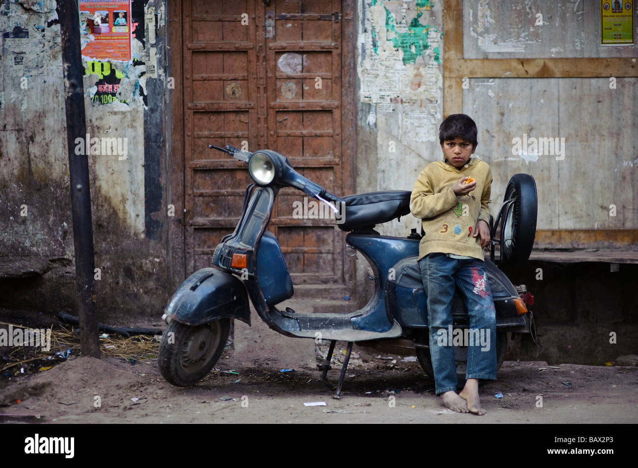 Kid with a vespa / motorcycle in Pushkar, India Stock Photo - Alamy