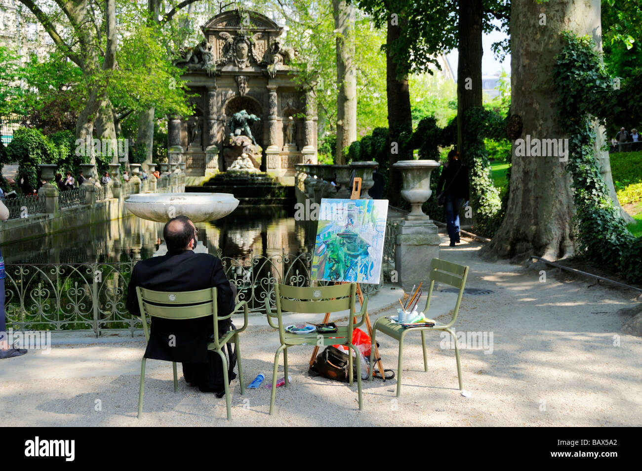 man painting at Fontaine de Médicis, jardin du luxembourg, Paris, France Stock Photo