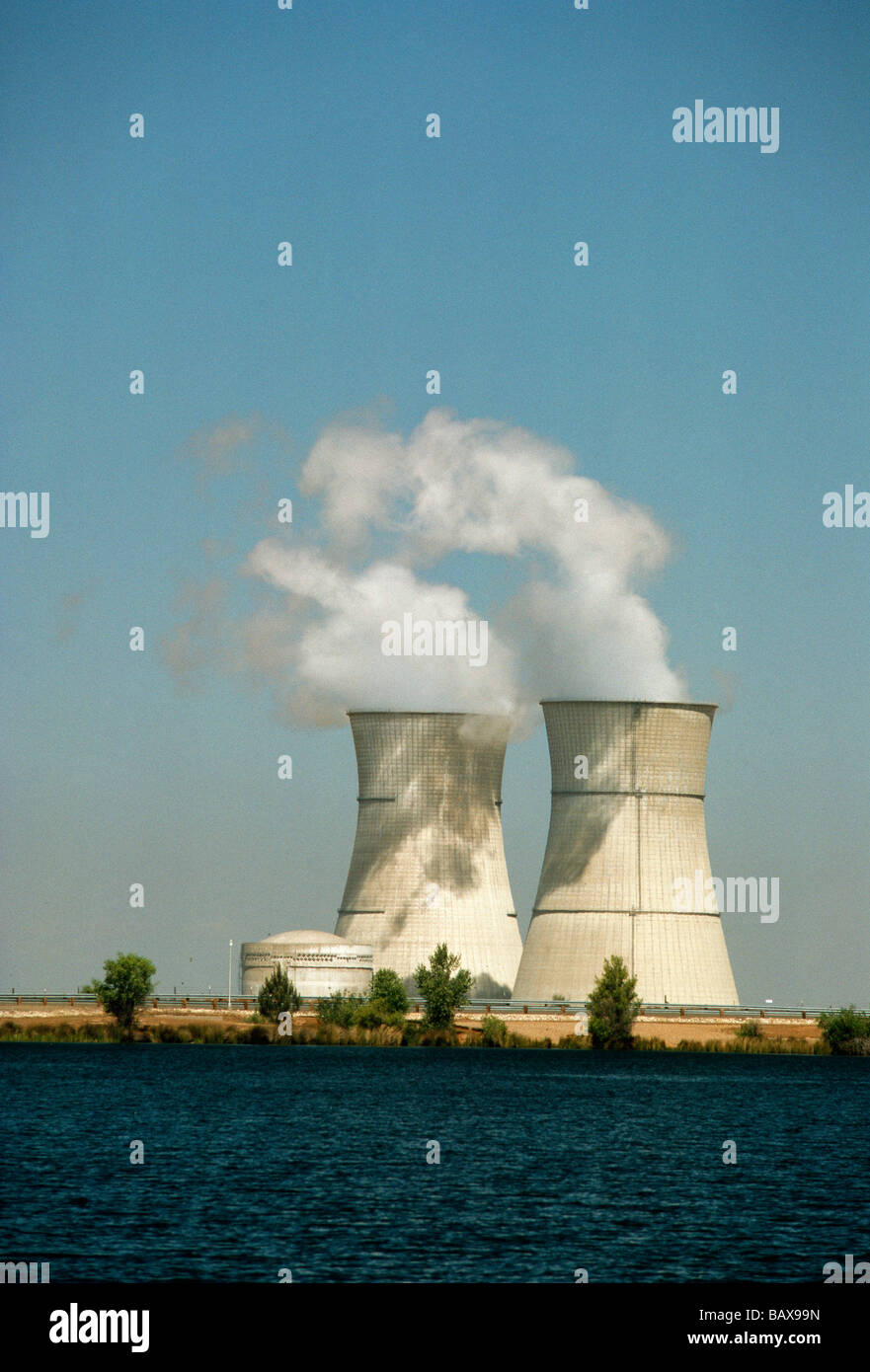 Rancho Seco Nuclear Power Plant operating, fore bay Stock Photo - Alamy