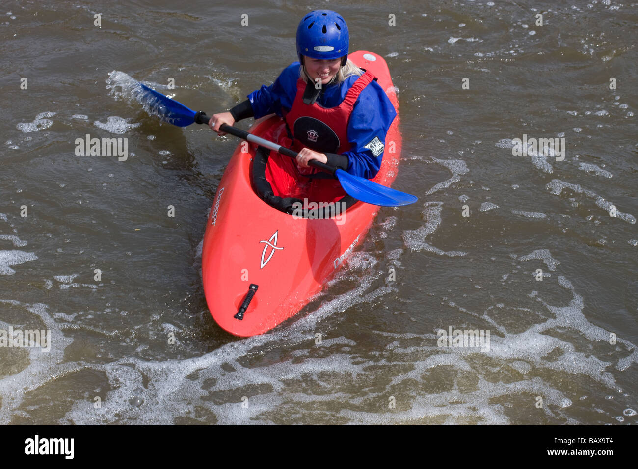 water sport kayak kayaking whitewater training river medway yalding