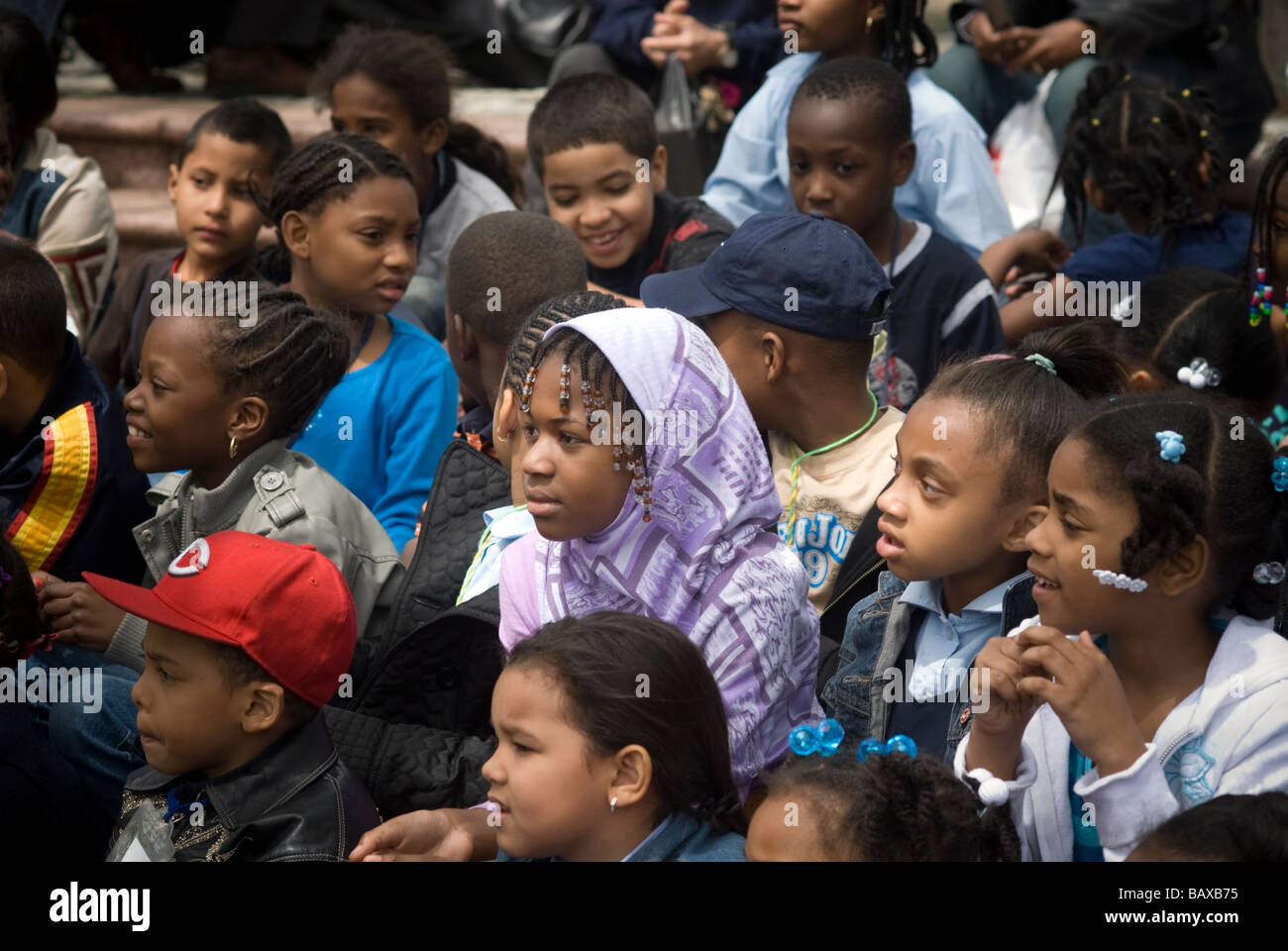 Students from PS 195 the John Mercer Langston School visit the Duke Ellington Memorial Stock Photo