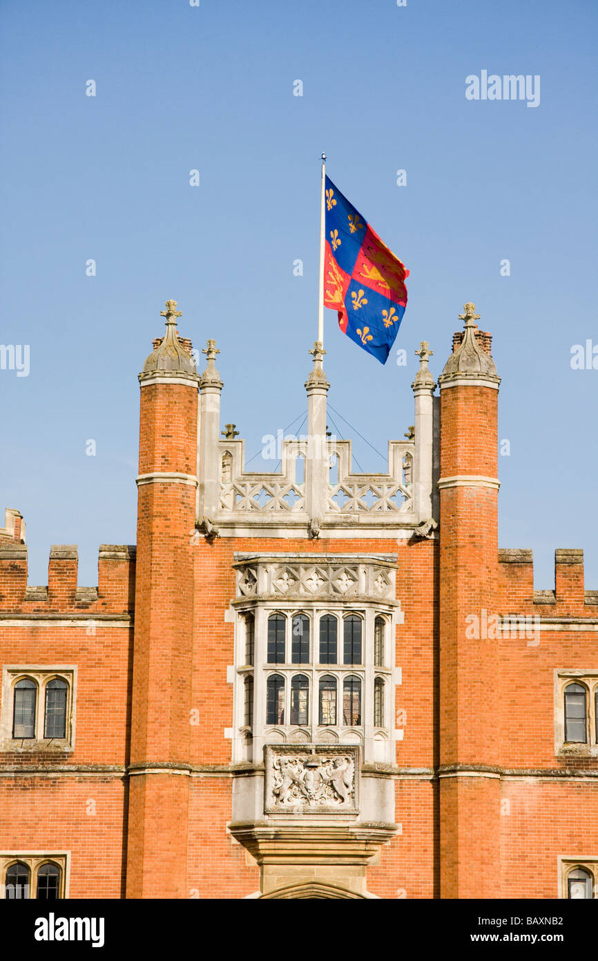 Gate house Hampton Court Palace London England Stock Photo Alamy