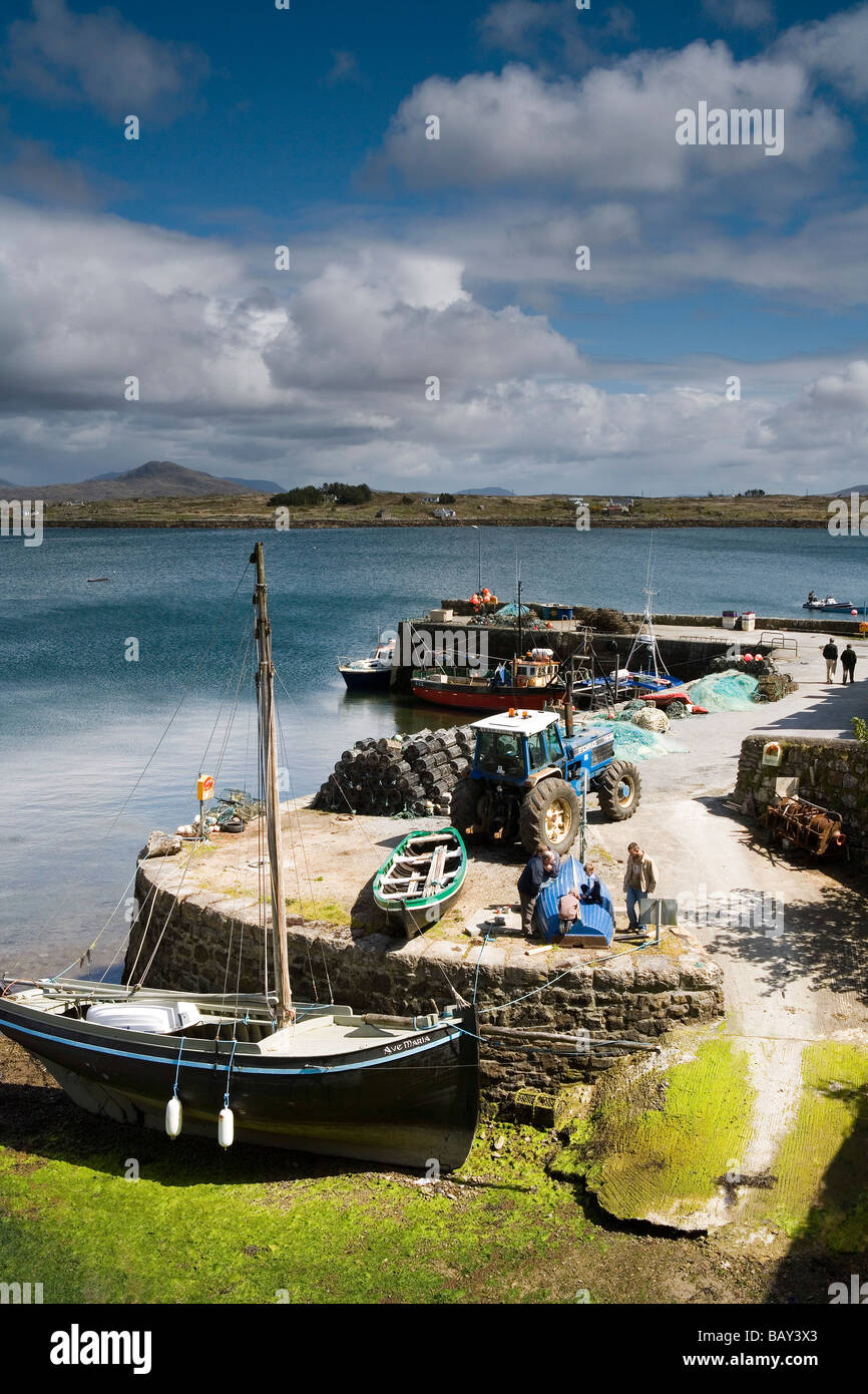 The fishing port of Roundstone village, County Galway, Ireland, Europe