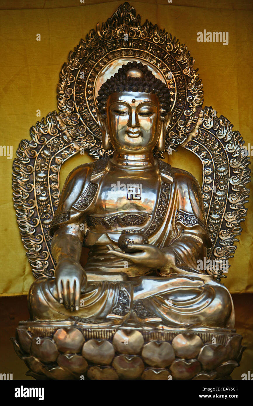 Buddha statue at a shop in Taihuai, Mount Wutai, Wutai Shan, Five Terrace Mountain, Buddhist Centre, town of Taihuai, Shanxi pro Stock Photo