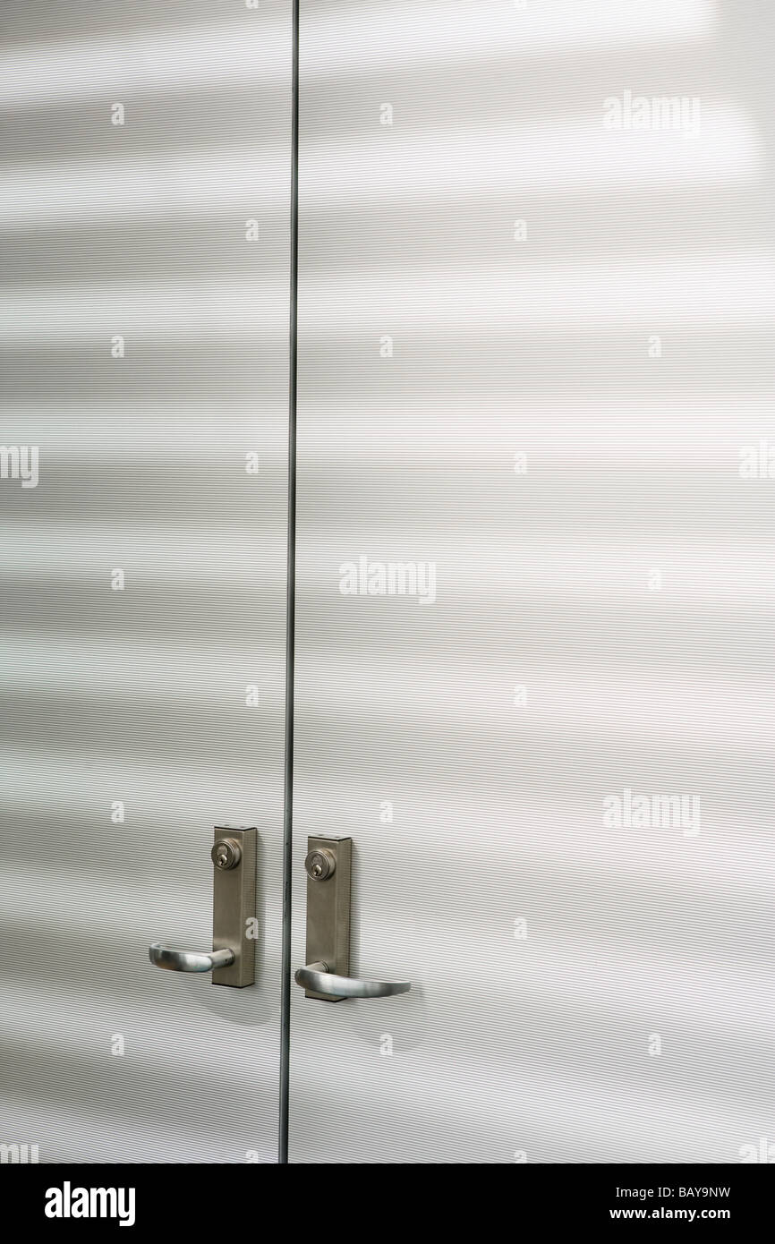 Double doors hi-res stock photography and images - Alamy