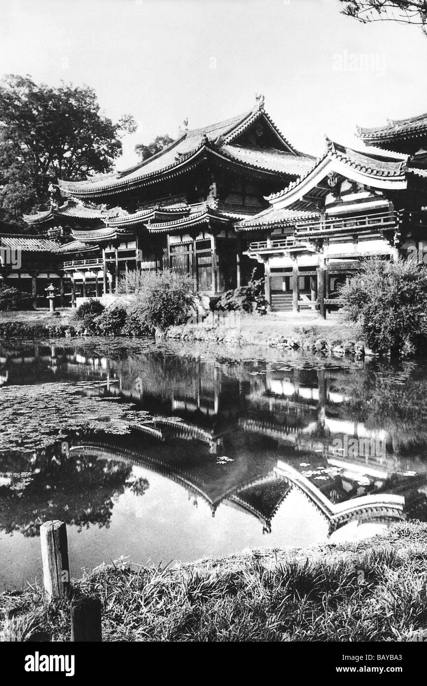 The Japanese Castle Stock Photo Alamy