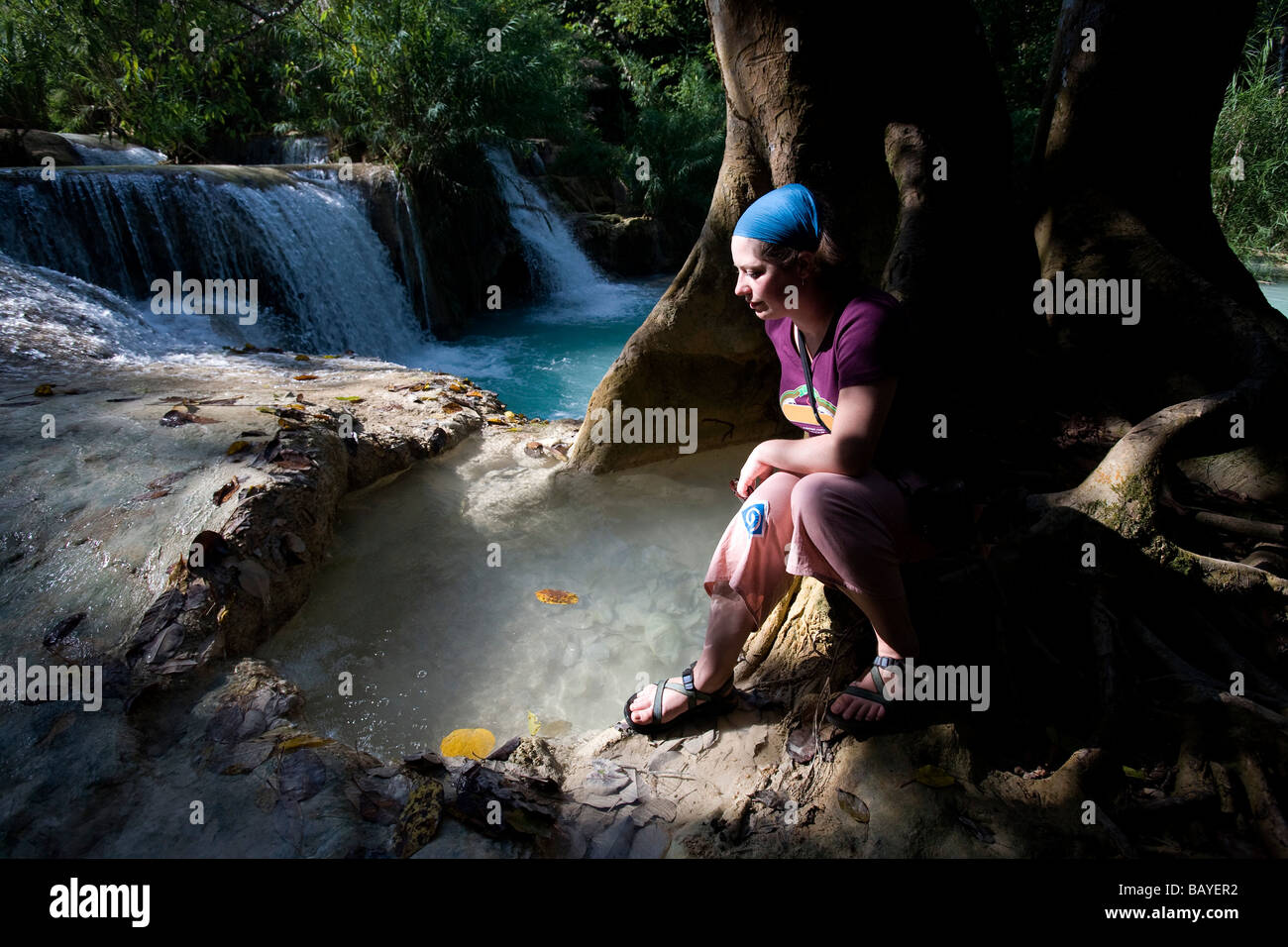 Sitting lady waterfall hi-res stock photography and images - Alamy