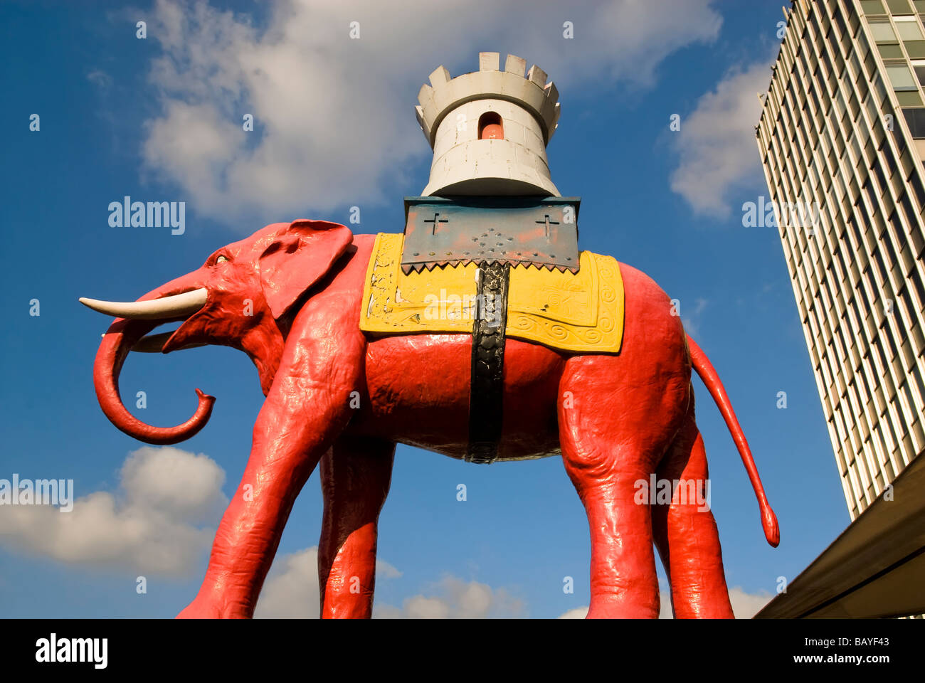 Elephant castle 1960s hires stock photography and images Alamy