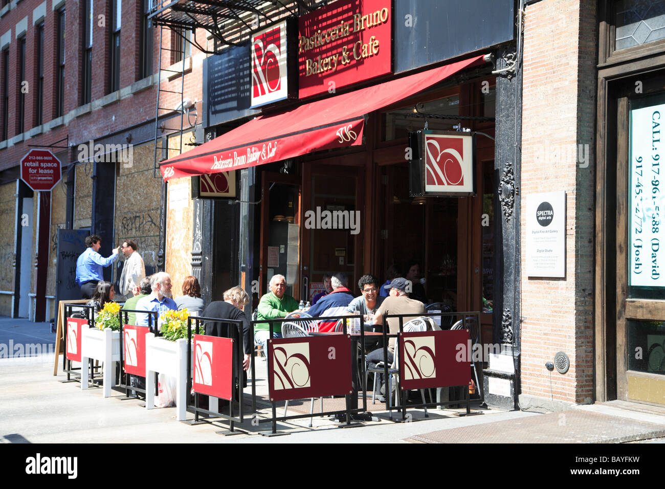 Bakery and outdoor cafe Greenwich Village New York City Stock Photo Alamy