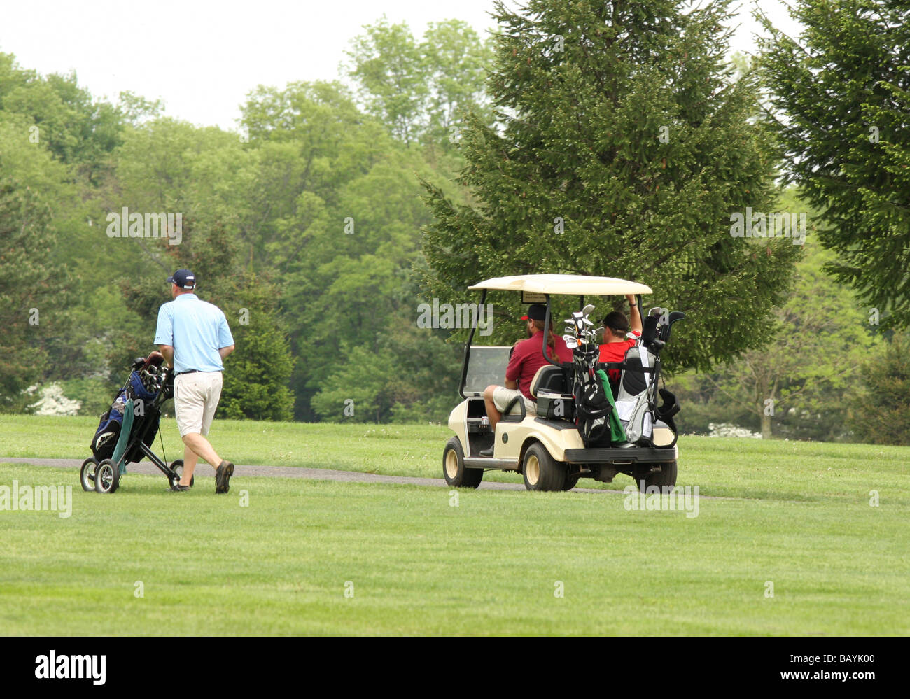 Golfers on public golf hi res stock photography and images Alamy