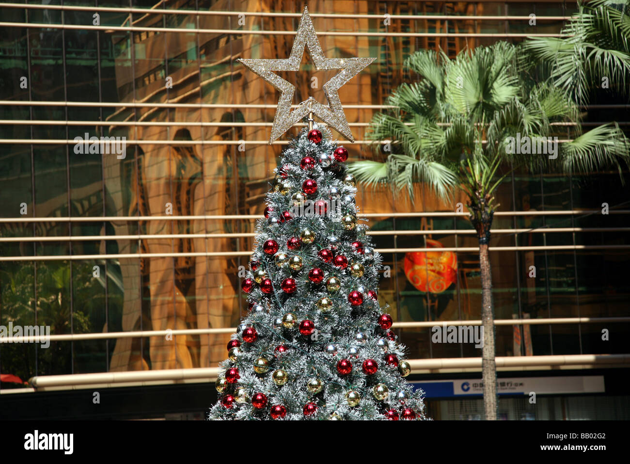 Christmas buildings hires stock photography and images Alamy