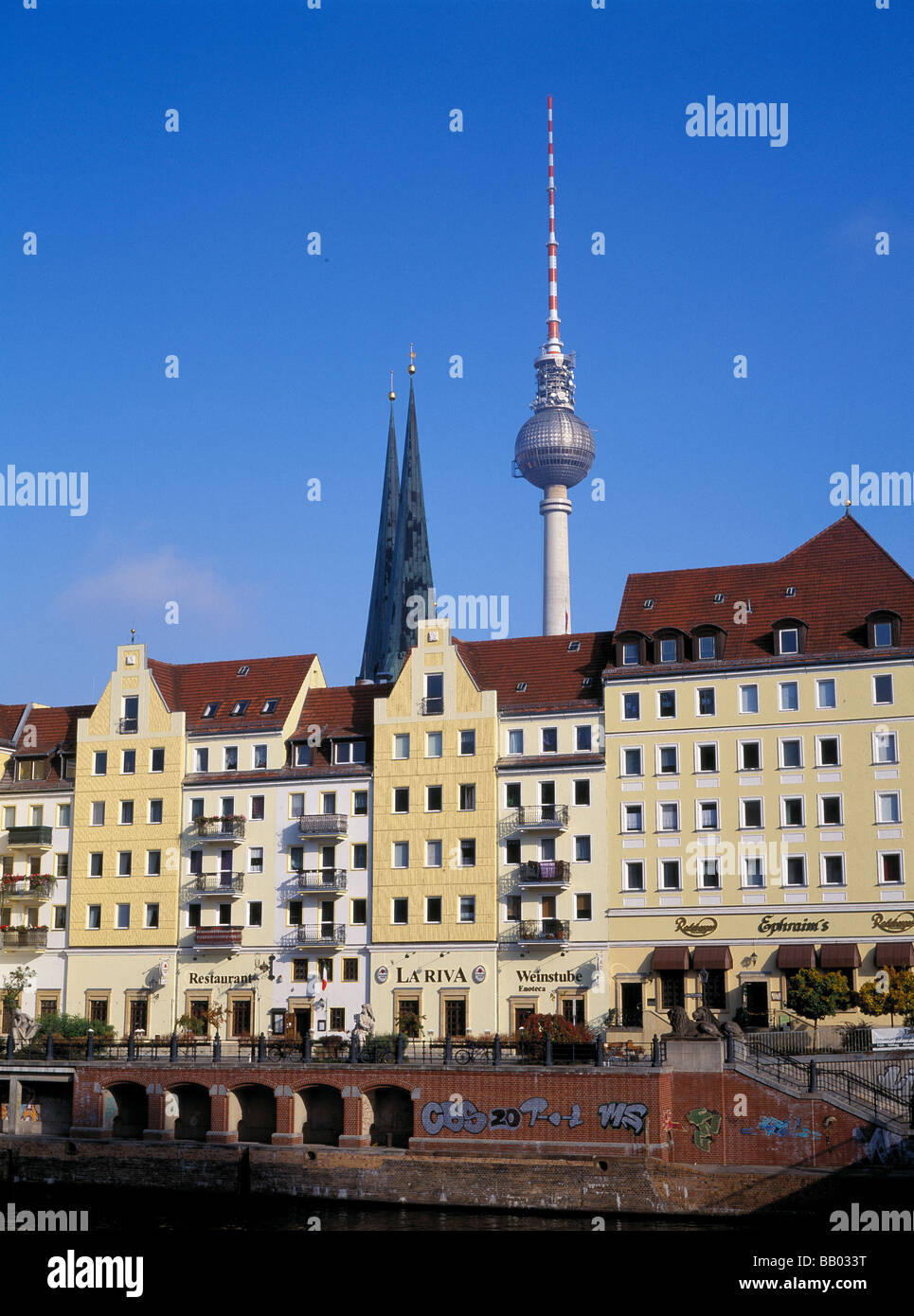Berlin restaurants hi-res stock photography and images - Alamy