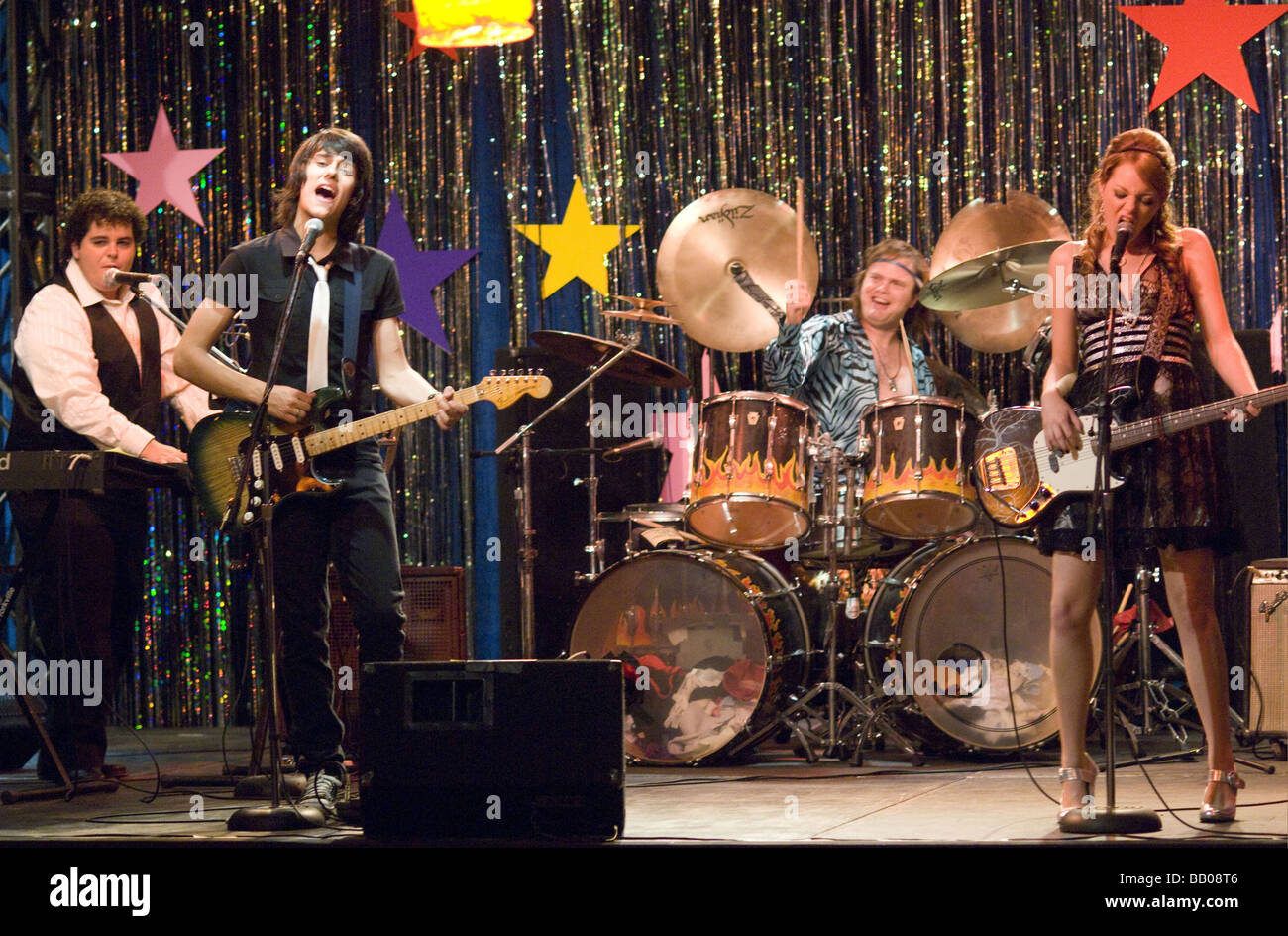 The Rocker Year : 2008 Director : Peter Cattaneo Josh Gad, Teddy Geiger, Rainn Wilson, Emma Stone Stock Photo