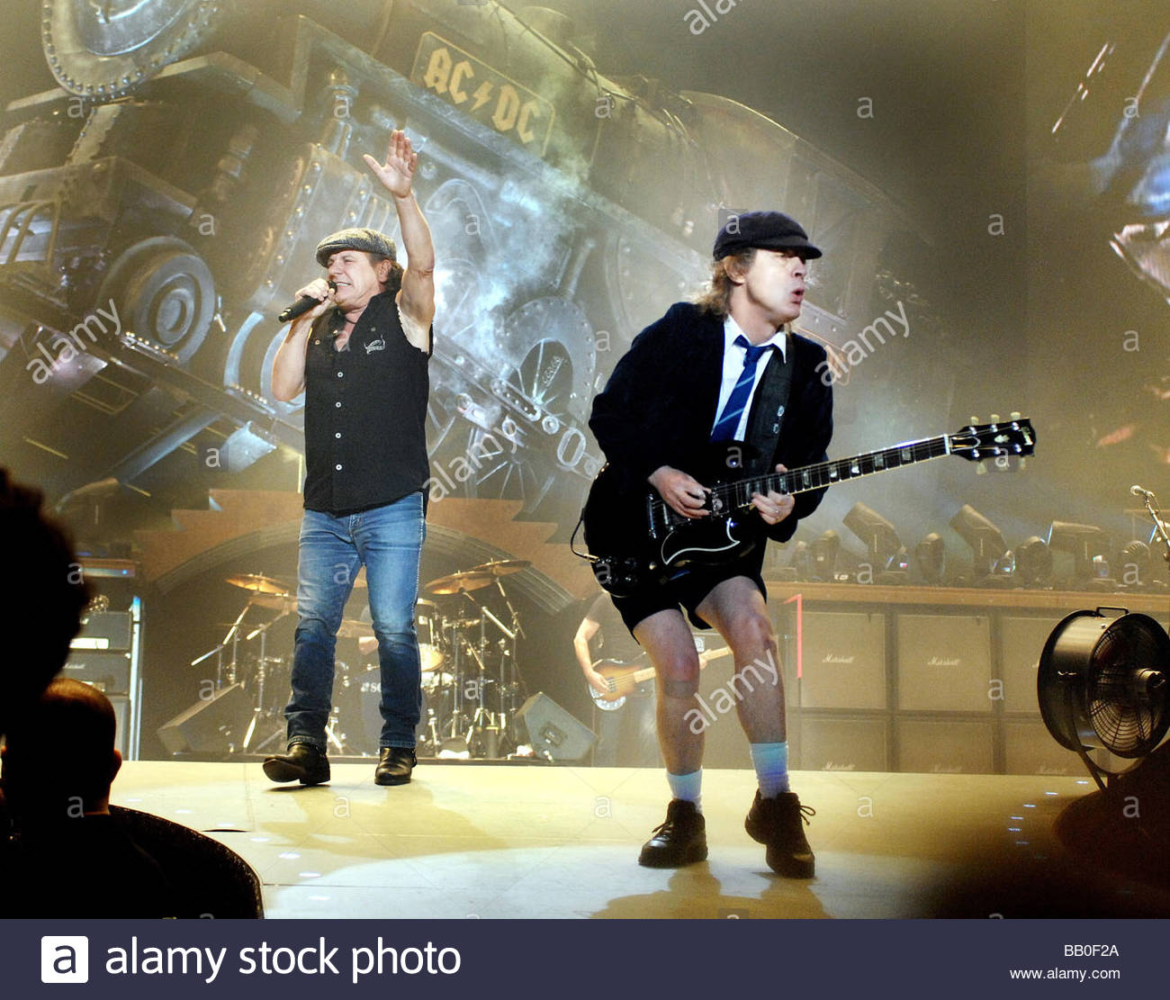 Brian Johnson Angus Young Ac High Resolution Stock Photography and ...