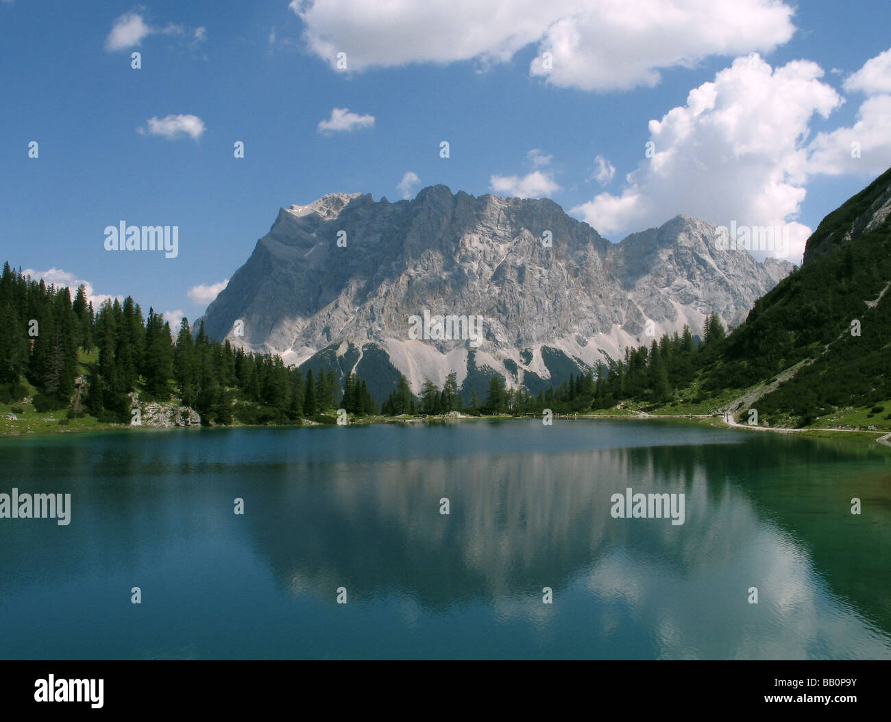 Lake Seebensee and Mt. Zugspitze seen from Austria Stock Photo - Alamy