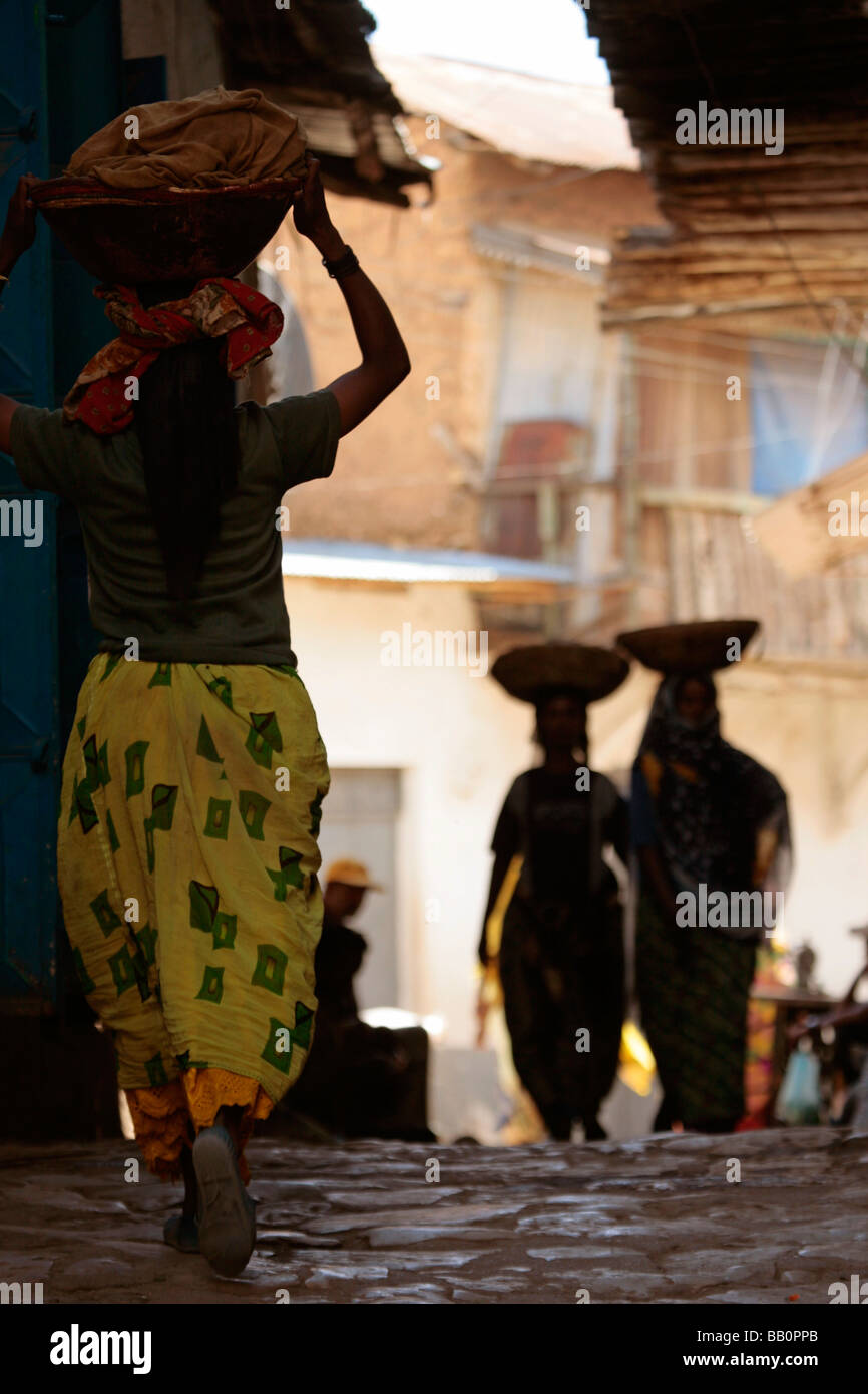 African Baskets Ethiopia Hi res Stock Photography And Images Alamy