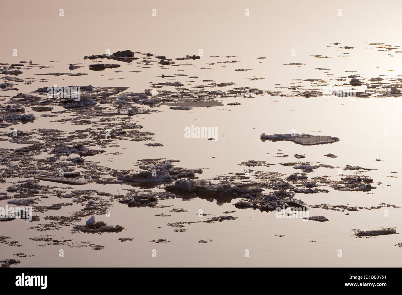 Ice breaking up in spring on the Yellow River in northern China Stock Photo