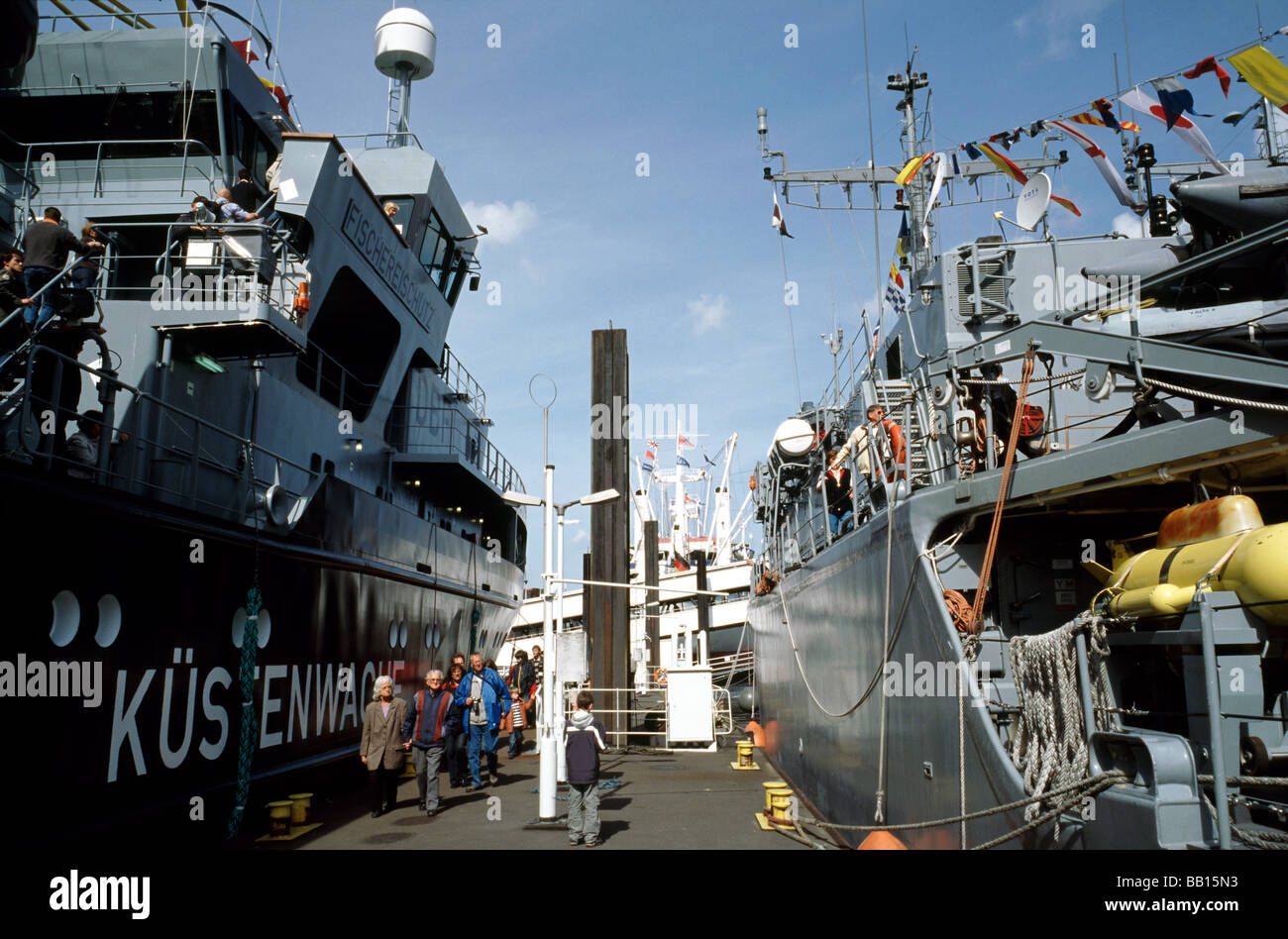 May 9, 2009 - German coast guard Seefalke and Latvian mine hunter Tälivaldis at the 820th Hafengeburtstag in Hamburg. Stock Photo