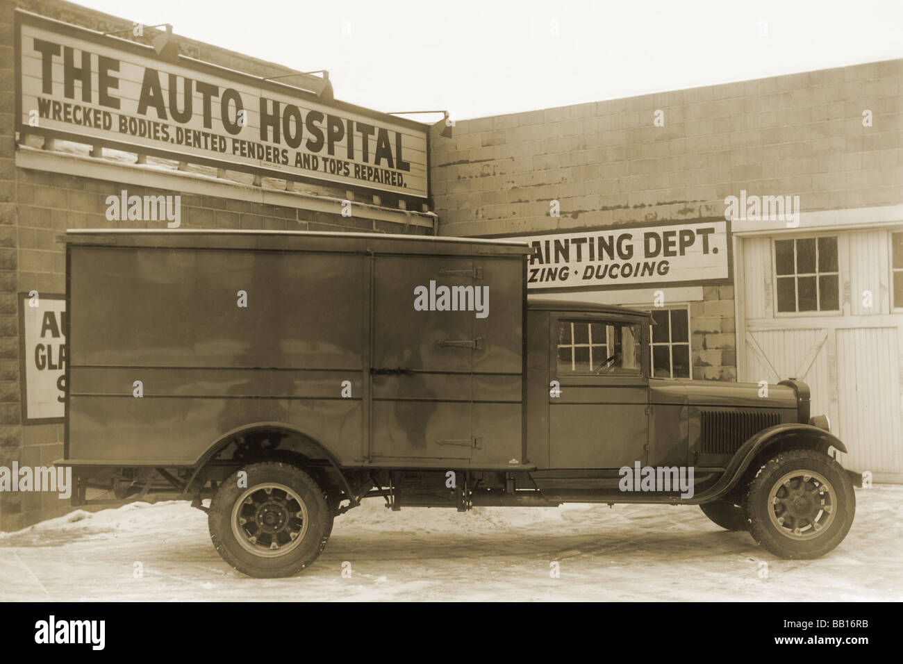 Truck at The Auto Hospital Stock Photo Alamy