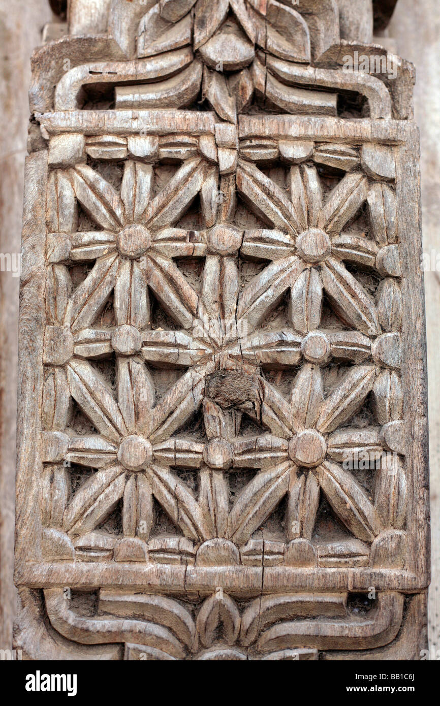 Zanzibar wood door hires stock photography and images Alamy