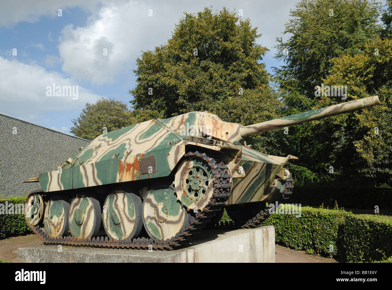 Jagdpanzer hetzer hi-res stock photography and images - Alamy, image size:1300x960