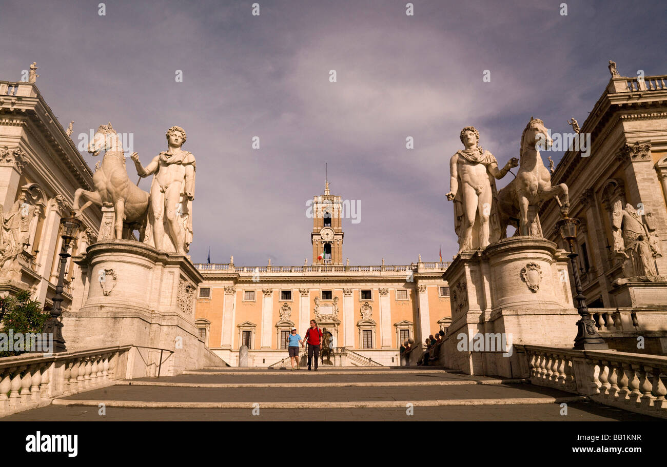 Victor emmanuel monument rome hi-res stock photography and images - Alamy
