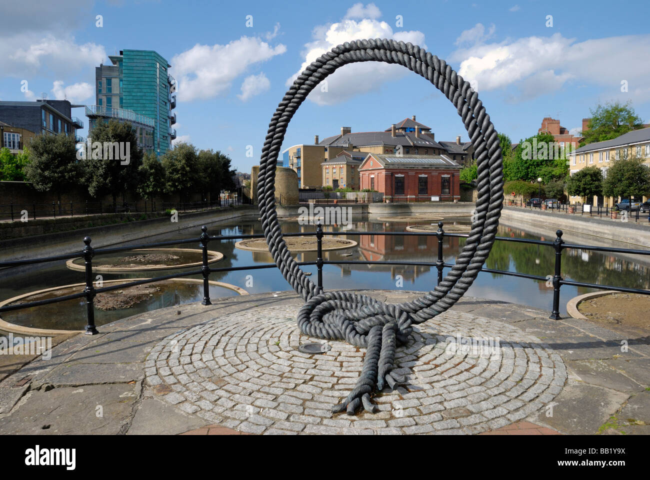 Hermitage Basin in Wapping London Stock Photo - Alamy