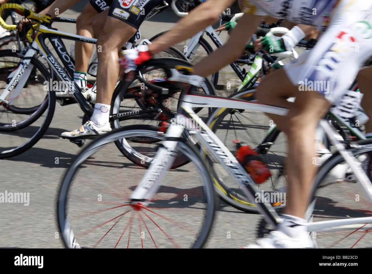 city bike racer