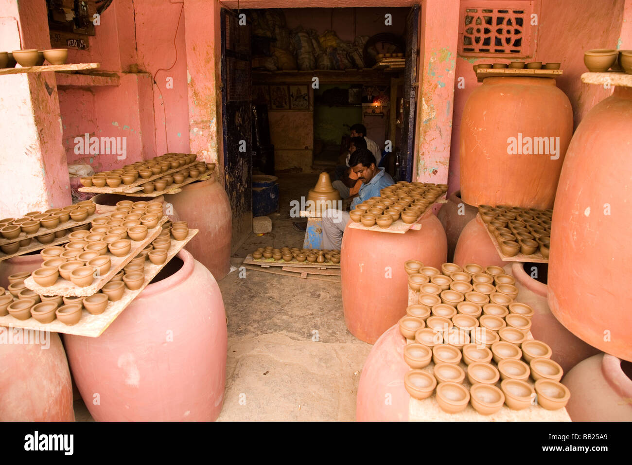 Clay pots for sale in Pottery Town, Bangalore, India Stock Photo Alamy
