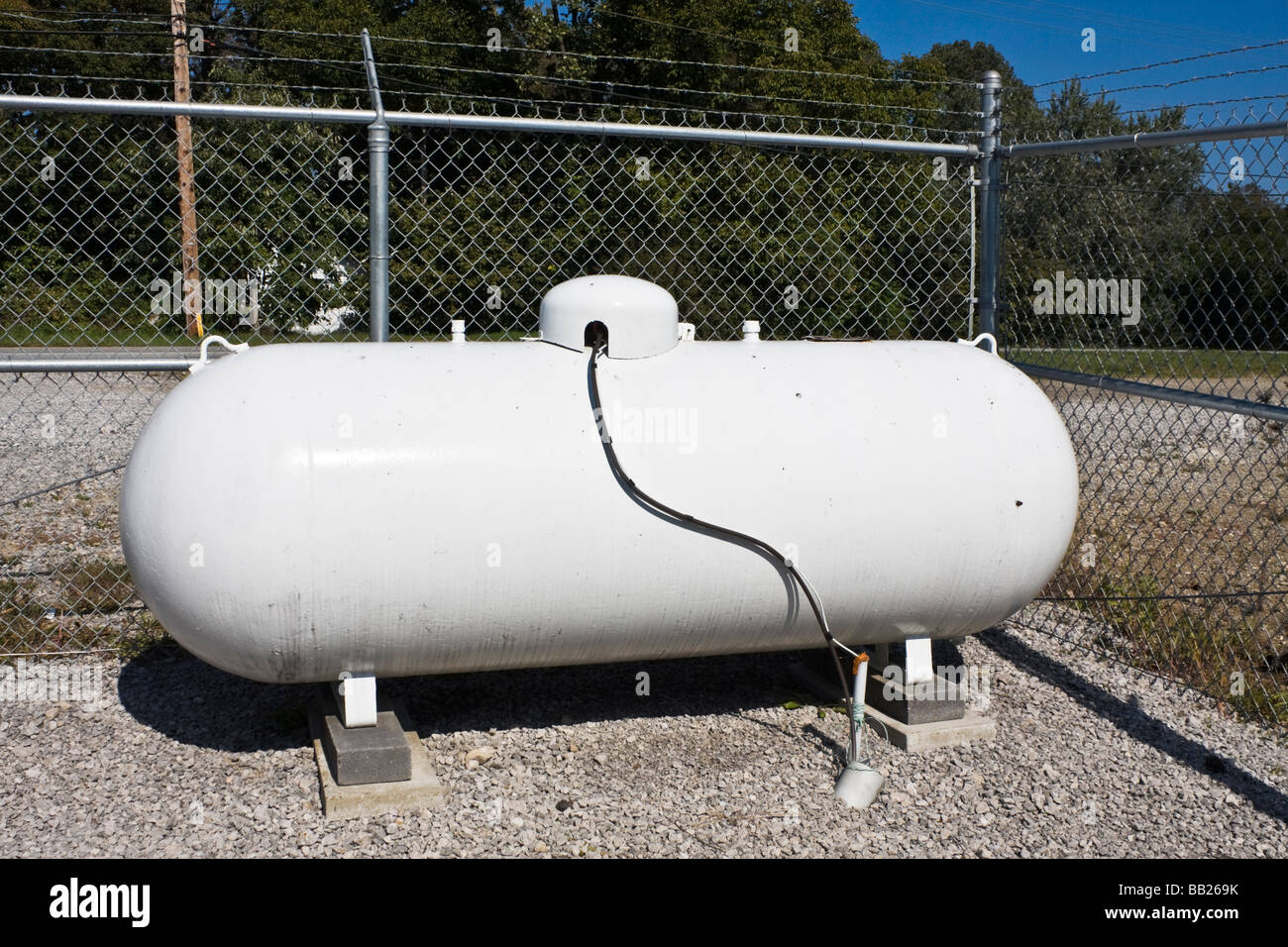 Gas tank installed on cellular compound Stock Photo Alamy