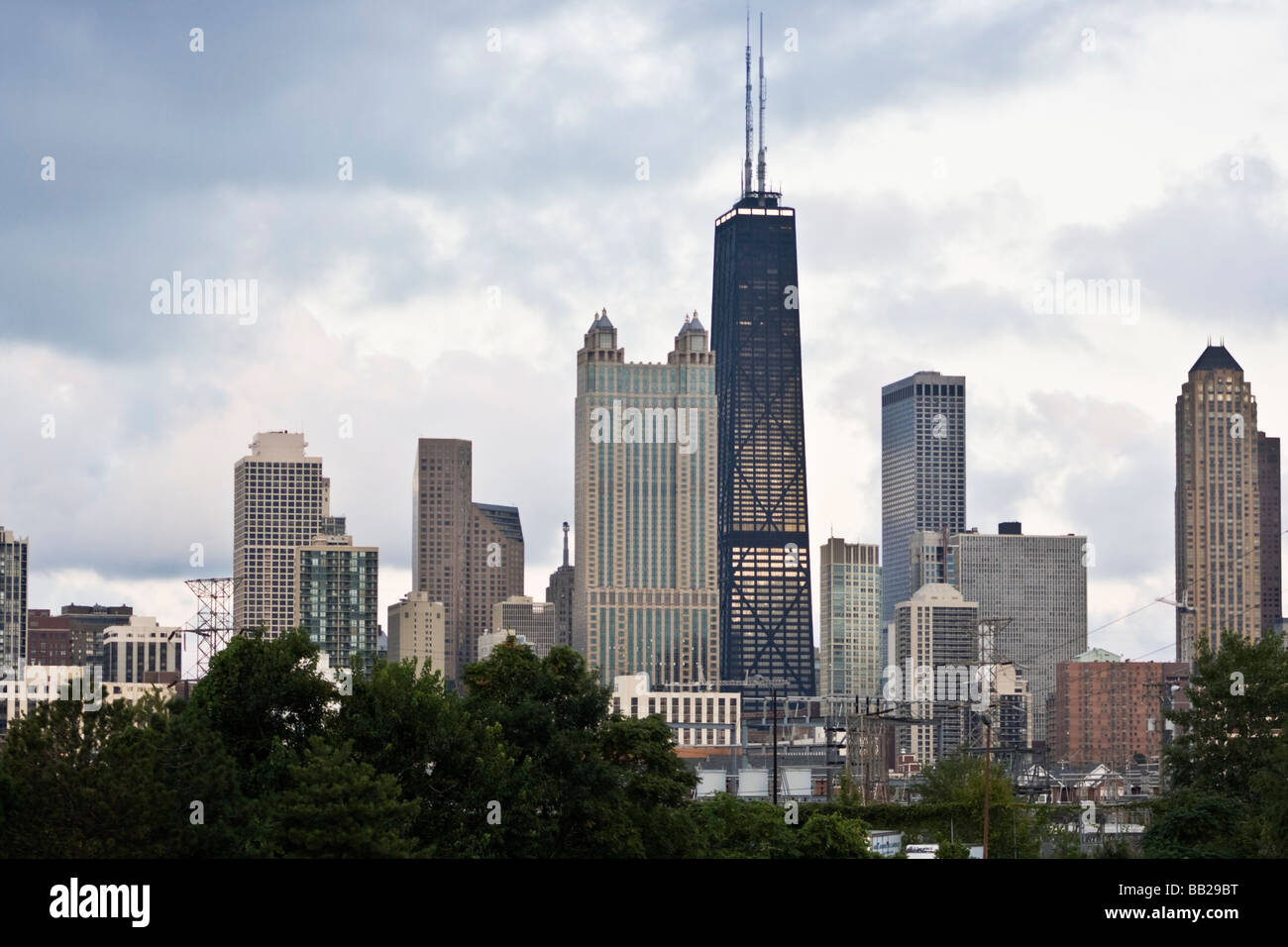 Chicago Illinois seen from the west side Stock Photo Alamy