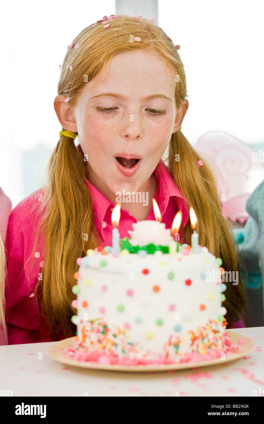 Girl birthday cake candles 9 hires stock photography and images Alamy