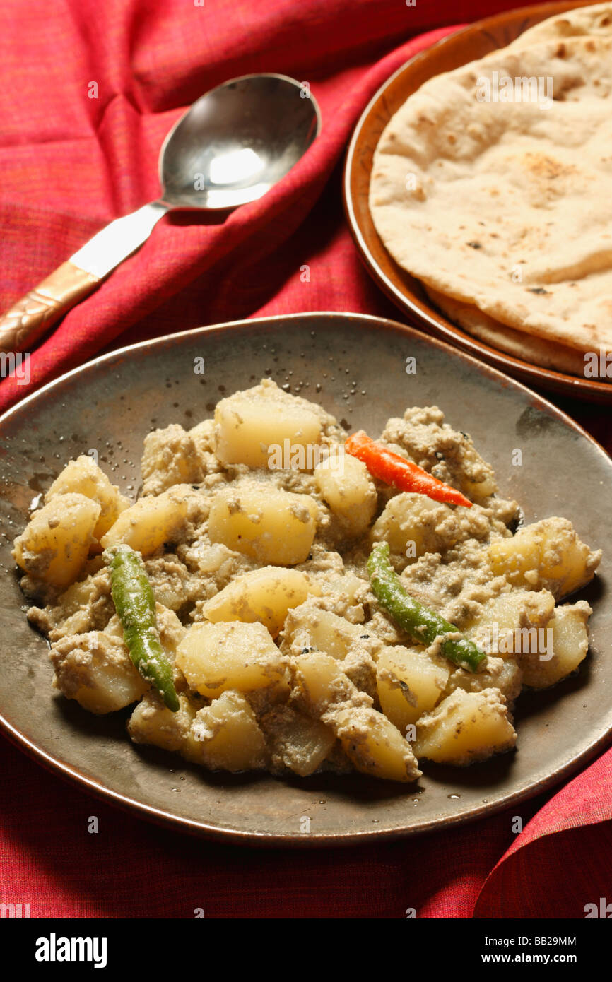 Aloo Posta is a delicious Bengali side dish generally eaten as a dry to a meal and
