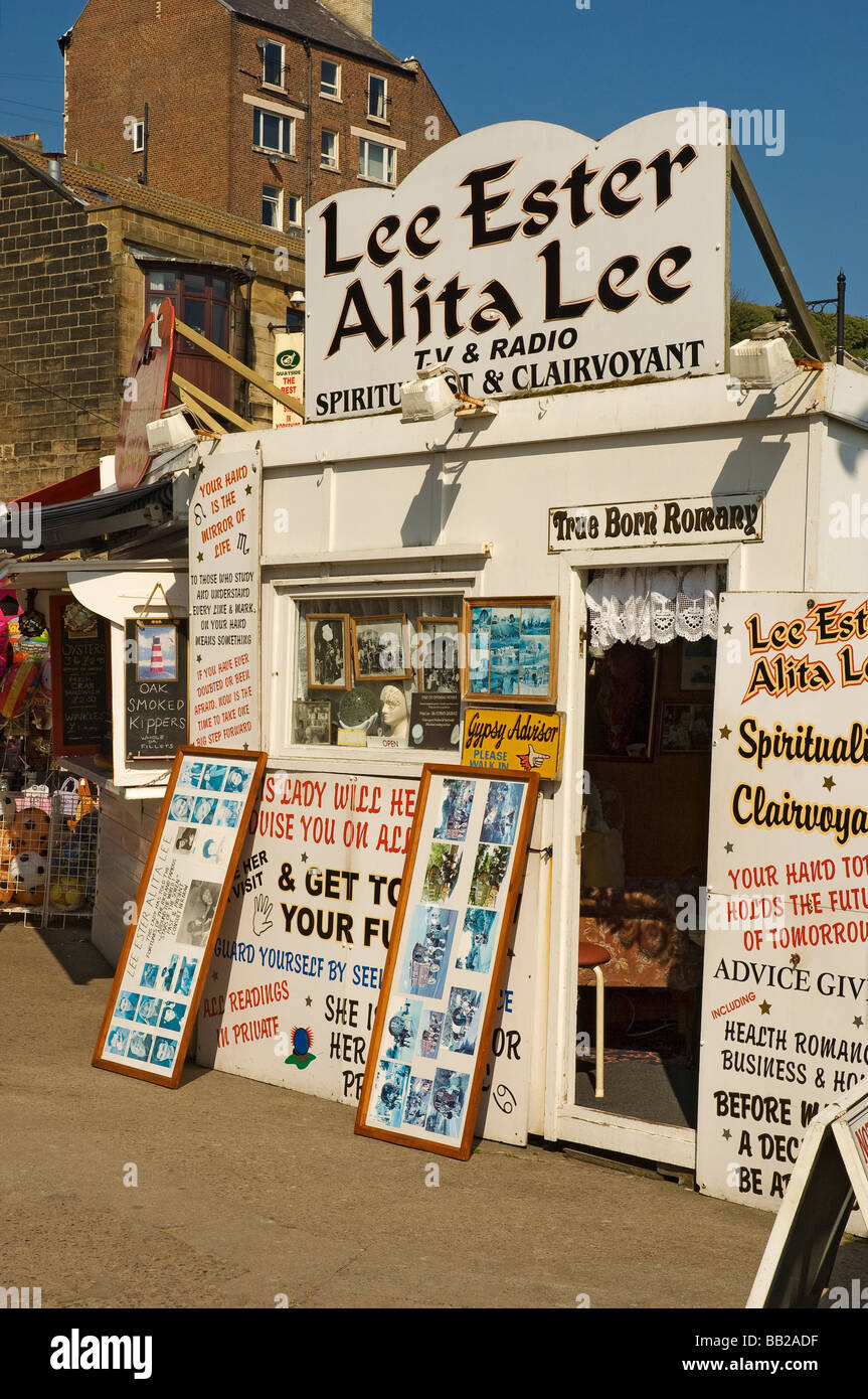 Fortune teller shop hires stock photography and images Alamy
