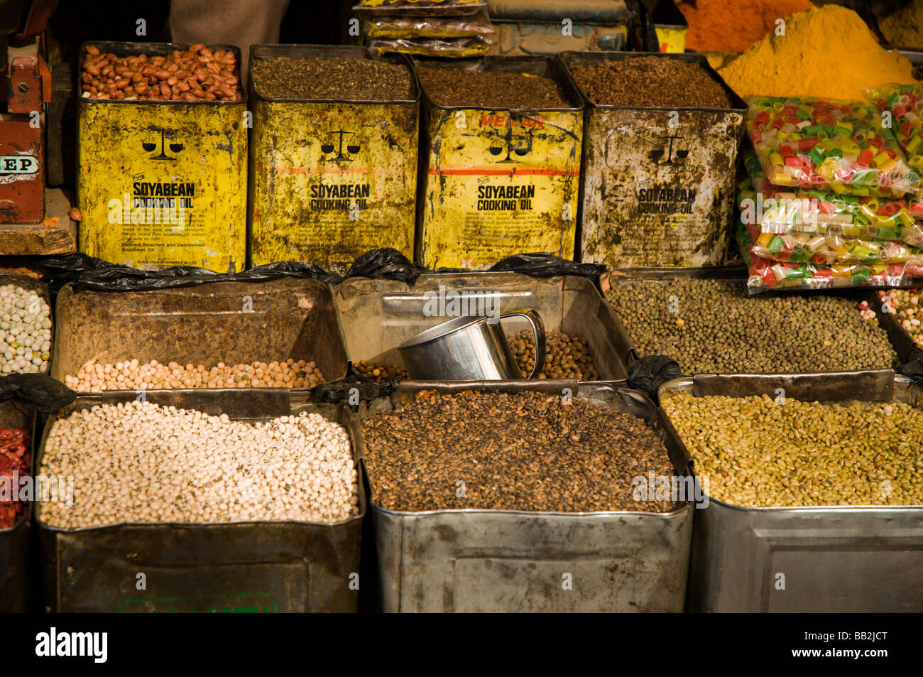 pulses and spices for sale Stock Photo Alamy